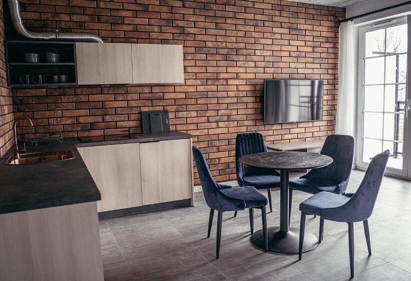 سوئیت 2 خوابه, The Loft   Garncarska 1