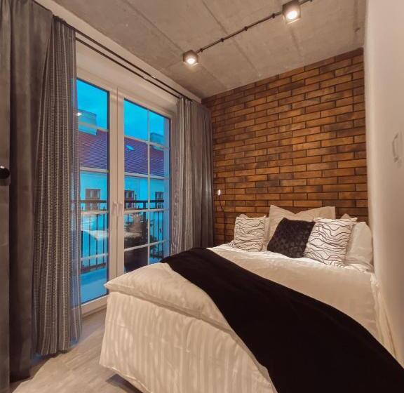 سوئیت 2 خوابه, The Loft   Garncarska 1