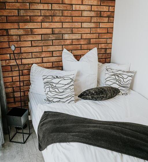 سوئیت 2 خوابه, The Loft   Garncarska 1