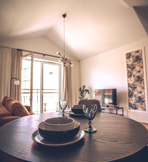 سوییت لوکس, The Loft   Garncarska 1