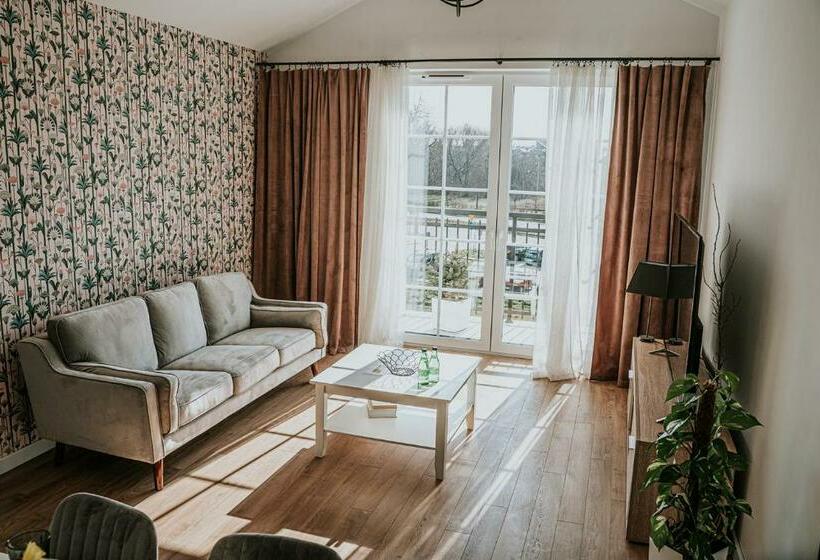 سوییت لوکس, The Loft   Garncarska 1
