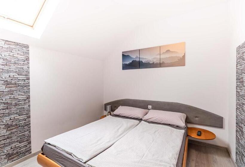 اتاق استاندارد, Motel Oliv
