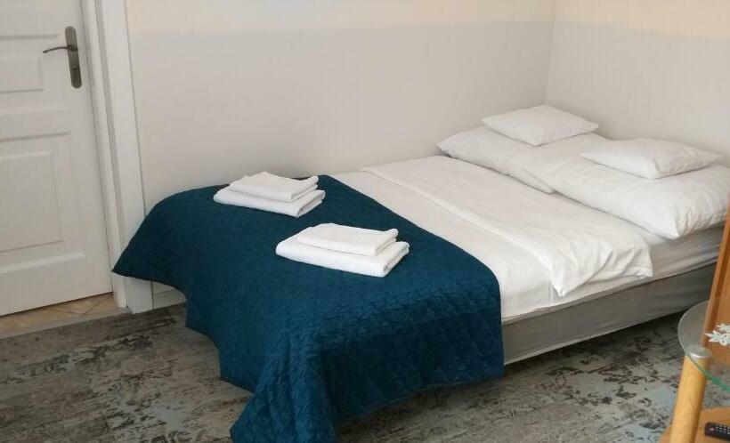 اتاق عادی, Apartamenty I Pokoje Gościnne Kołodziejówka
