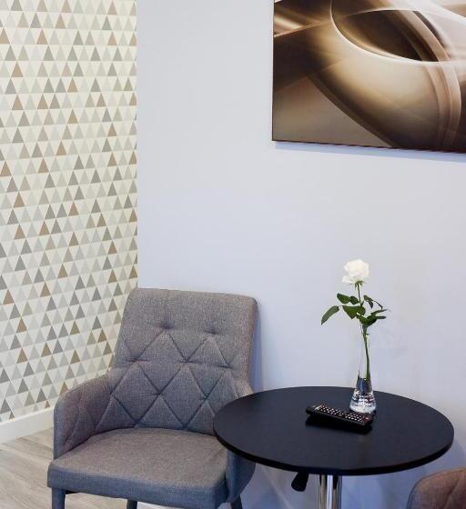 آپارتمان 1 خوابه با چشم‌انداز باغ, Willowa No. 5 Apartaments