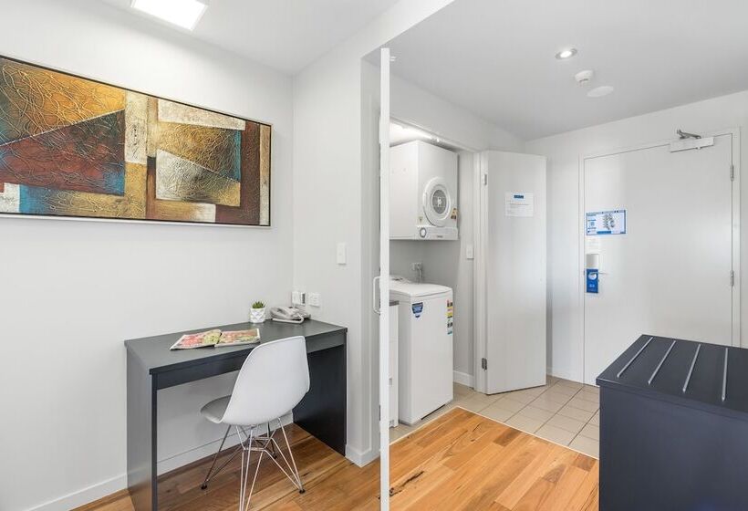 آپارتمان 2 خوابه, Essence Apartments Chermside