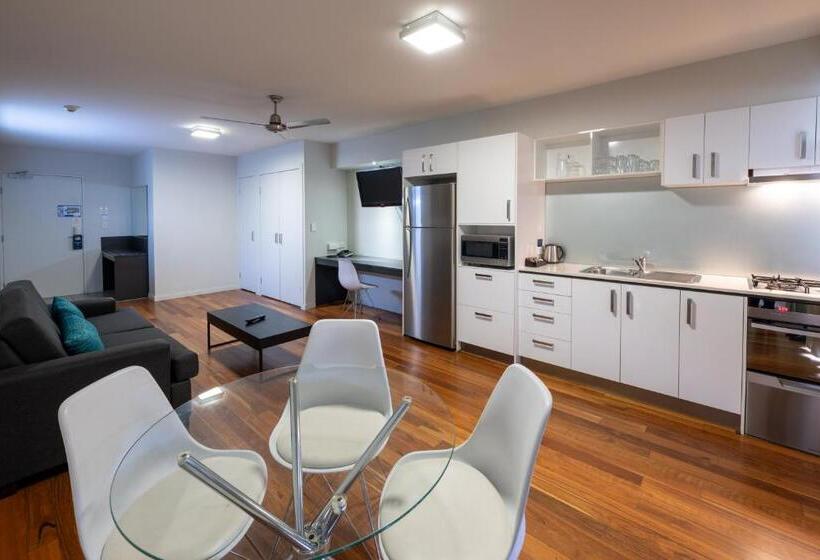 سوئیت 2 خوابه, Essence Apartments Chermside
