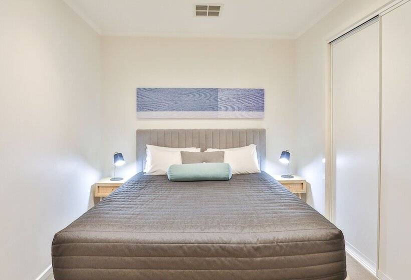 آپارتمان لوکس 1 خوابه, Indulge Apartments   Langtree