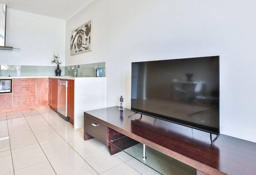 آپارتمان لوکس 1 خوابه, Indulge Apartments   Langtree