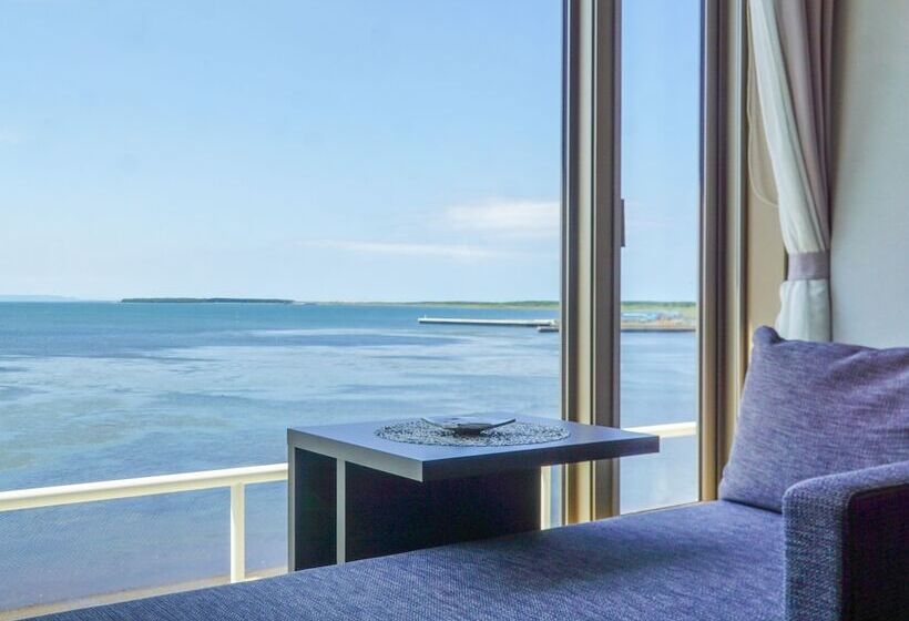 اتاق استاندارد با چشم‌انداز دریاچه, Lake Saroma Tsuruga Resort