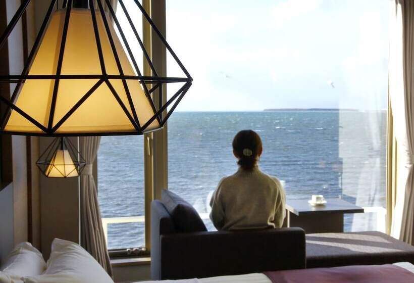 اتاق استاندارد با چشم‌انداز دریاچه, Lake Saroma Tsuruga Resort