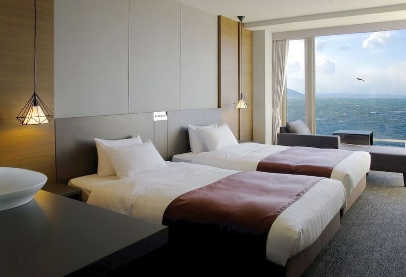 اتاق استاندارد با چشم‌انداز دریاچه, Lake Saroma Tsuruga Resort