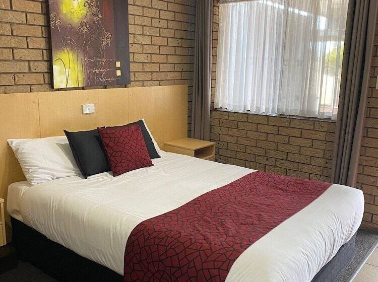 اتاق استاندارد, Sunray Motor Inn