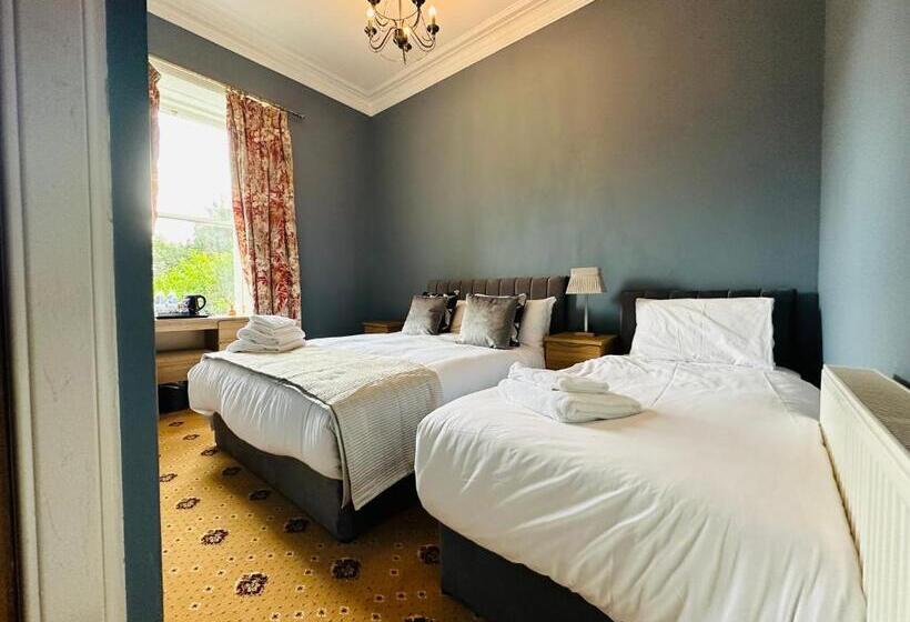 Deluxe Triple Room, Abbotsford Guest House