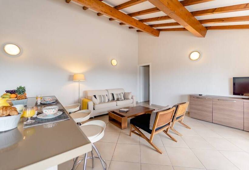 آپارتمان لوکس 2 خوابه, Residence Salina Bay