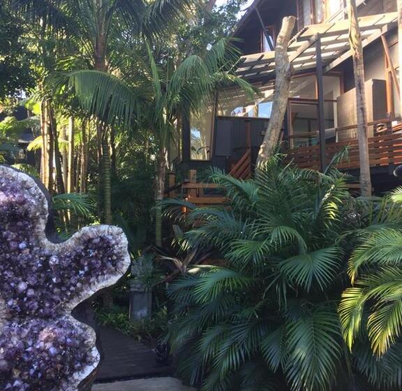 خانه 3 خوابه, Shambhala @ Byron