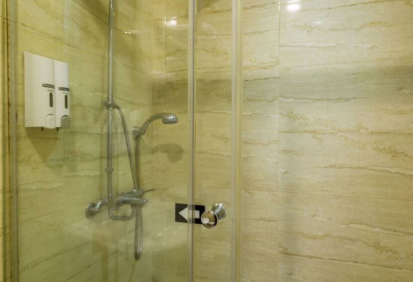 اتاق استاندارد یک نفره, Shihlin Metro Home