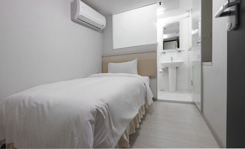 اتاق استاندارد یک نفره, Shihlin Metro Home