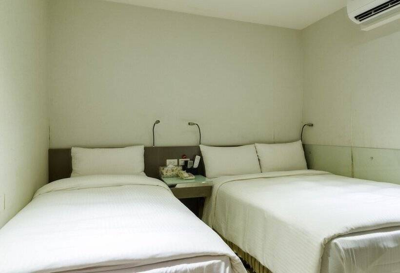 اتاق استاندارد سه نفره, Shihlin Metro Home