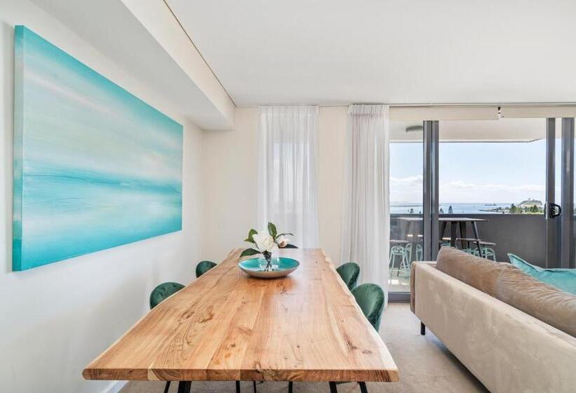 2 Bedroom Apartment with Views, Terminus Apartment , Ascend  Collection