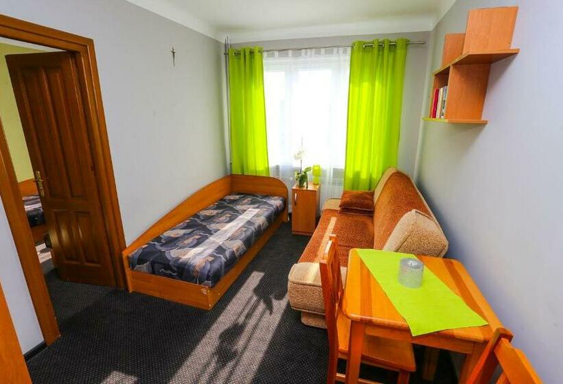 استودیو خانوادگی, Wieczernik Dom Rekolekcyjny Księży Pallotynów
