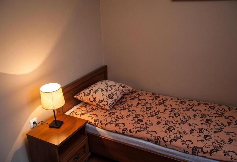 سوییت خانوادگی, Apartamenty Dom Na Wzgórzu Gardenia