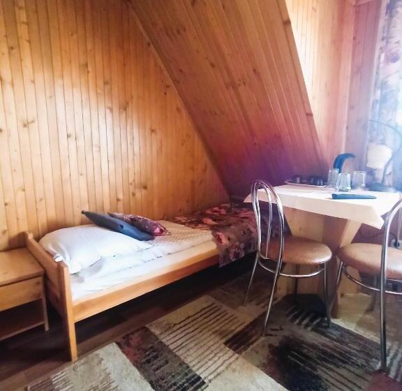 اتاق استاندارد با چشم‌انداز کوهستان, Dom Wczasowy Krystyna