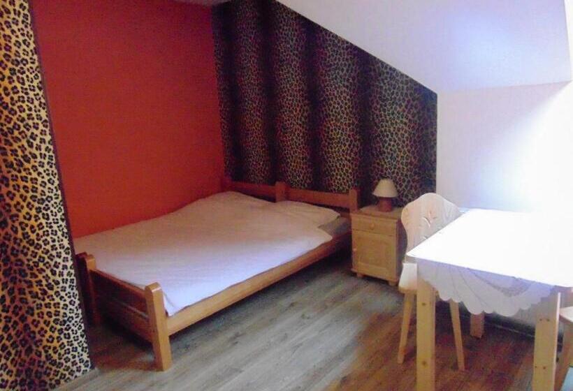 اتاق استاندارد, Gosciniec Pod Brzegiem