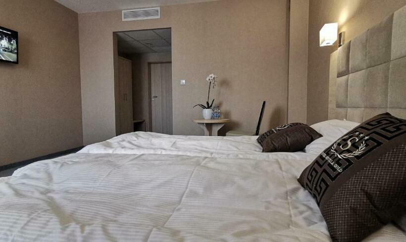 اتاق استاندارد یک نفره, Sevilla Gold