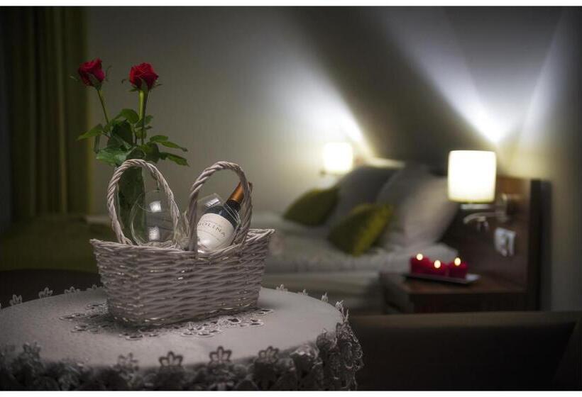 اتاق استاندارد سه نفره, Kaniówka Ski Resort