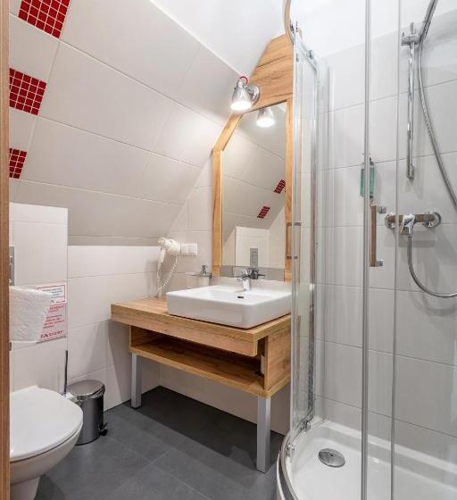 اتاق لوکس با بالکن, Parzenica B&b   Wyjątkowa I Jedyna!!! Sprawdź Nas A Nie Pożałujesz!