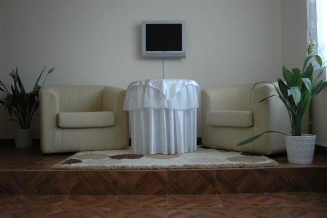 اتاق استاندارد, Adria