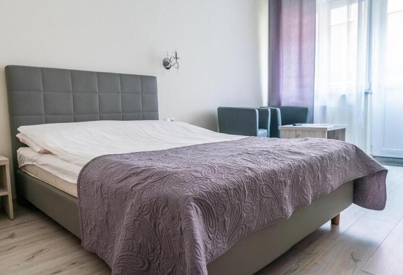 اتاق استاندارد با تراس, Arka   Pokoje Z Osobnymi Wejściami Na Parterze