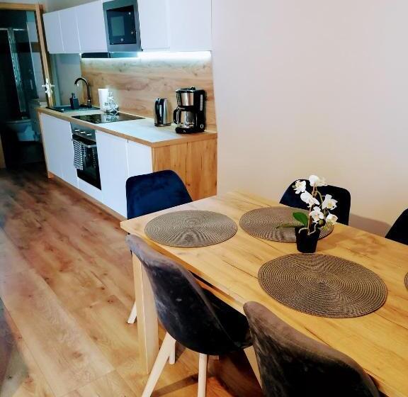 آپارتمان 1 خوابه با چشم‌انداز, Apartamenty Pruskie