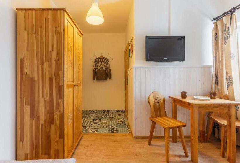 اتاق استاندارد سه نفره, Ceprówka Family Friendly