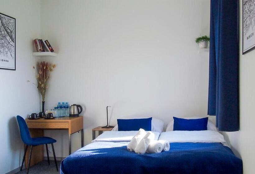 اتاق استاندارد سه نفره, Mile Gdansk Airport & Parking Długoterminowy