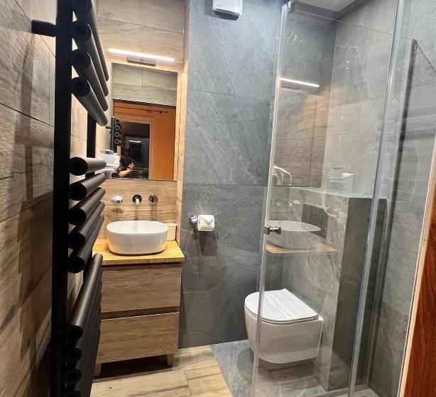 اتاق استاندارد سه تخته با بالکن, Willa Pod Czantorią Spa Ustroń
