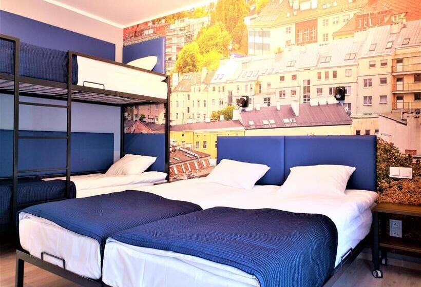 اتاق استاندارد با سرویس بهداشتی مشترک, Hostel Annamarie