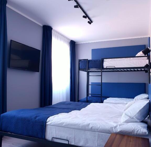 اتاق استاندارد چهارنفره با سرویس بهداشتی مشترک, Hostel Annamarie