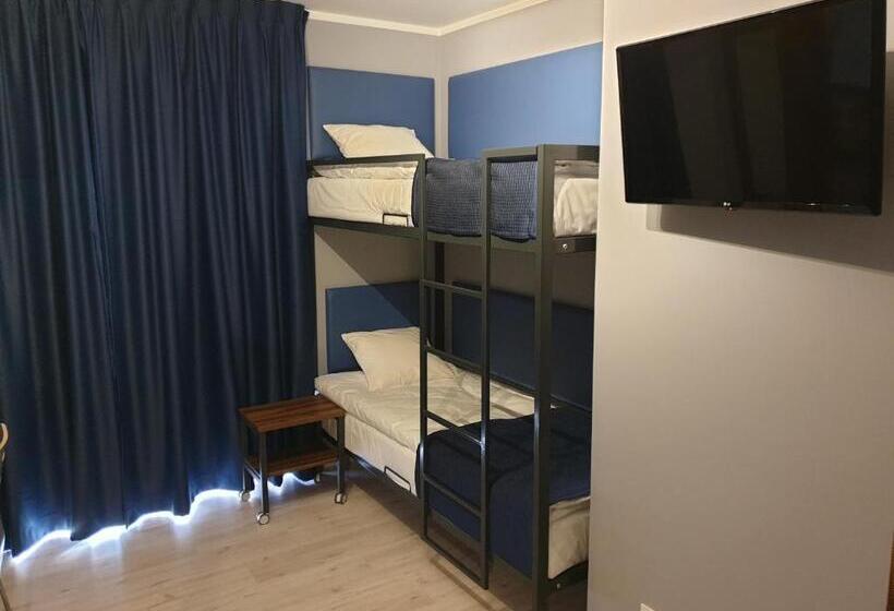 اتاق چهار تخته با دستشویی مشترک, Hostel Annamarie