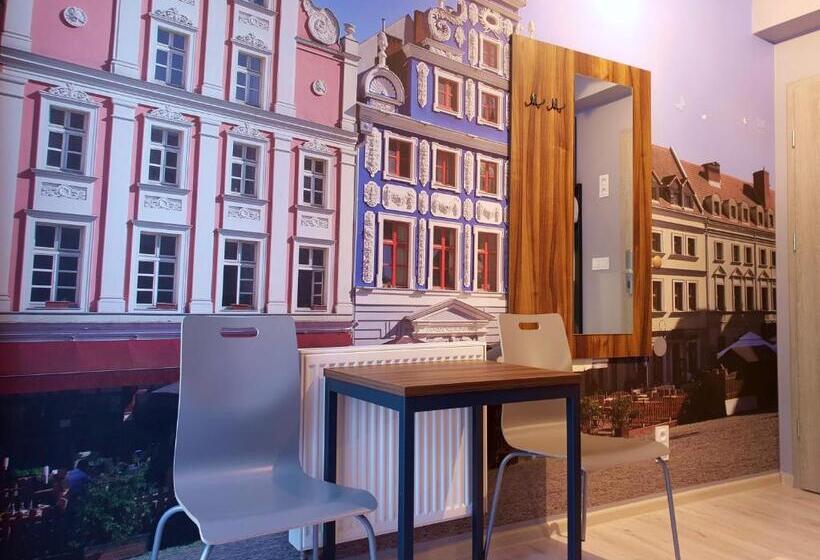 اتاق اکونومی, Hostel Annamarie