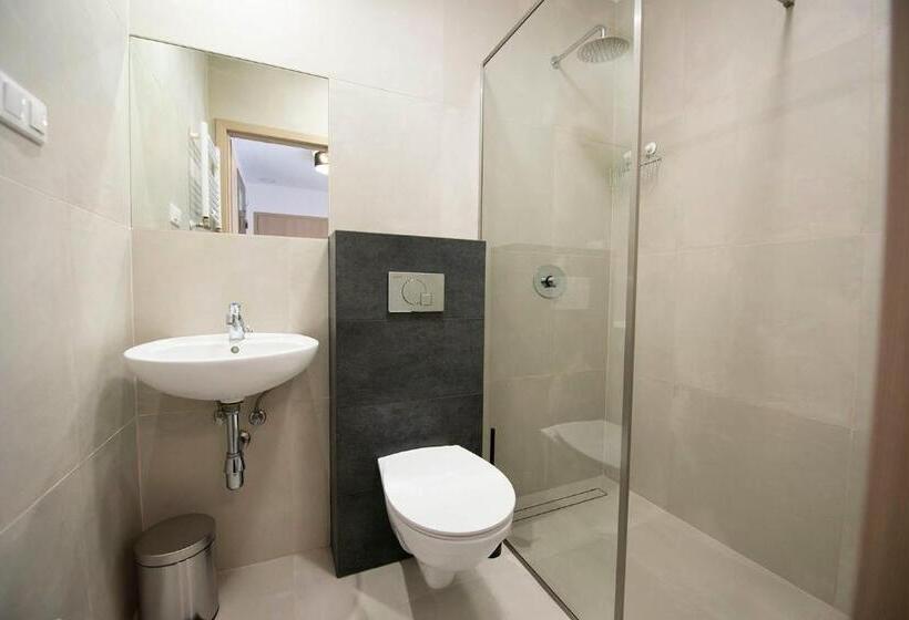 غرفة قياسية, Hostel Sms