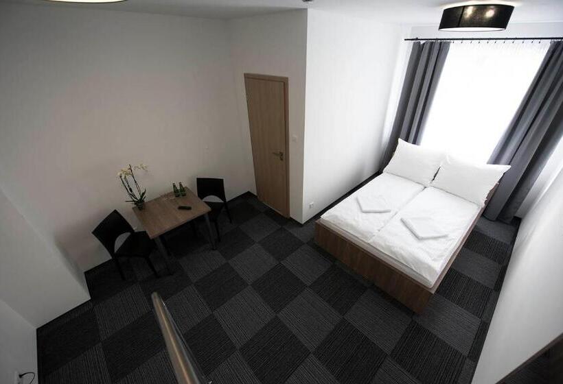 غرفة قياسية, Hostel Sms