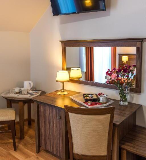 اتاق استاندارد برای معلولان, Airpark Balice