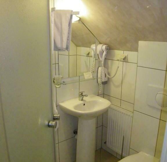 اتاق استاندارد یک نفره, Restauracja Tawerna Gliwice