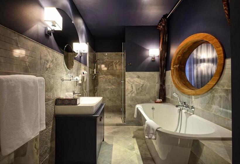 جناح, żubrówka Spa & Wellness