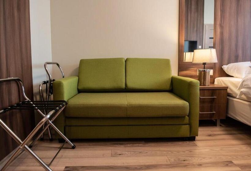 スーペリアスタジオ, Metropolis Apartamenty Centrum