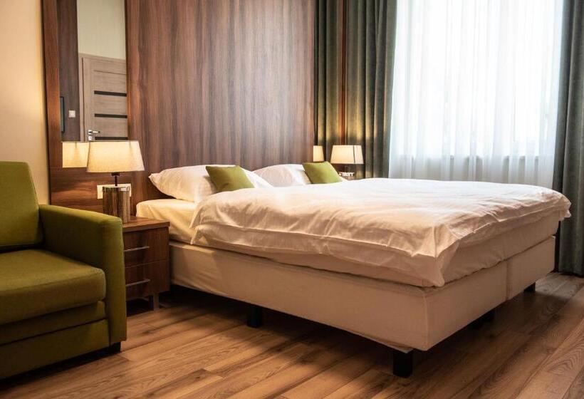 スーペリアスタジオ, Metropolis Apartamenty Centrum