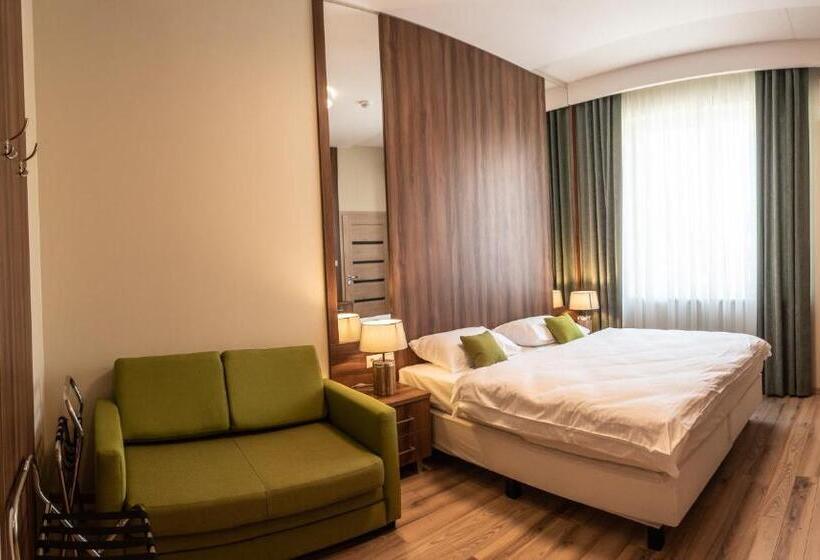 スーペリアスタジオ, Metropolis Apartamenty Centrum