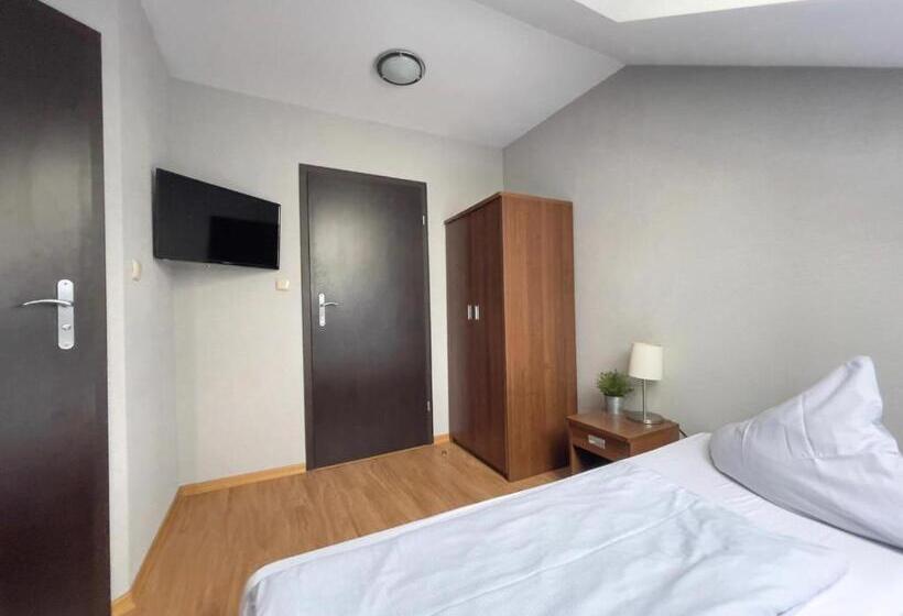 اتاق استاندارد, Brydar With Sauna, Swimming Pool And Jacuzzi