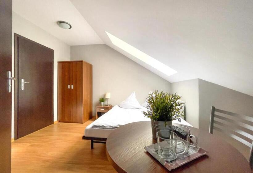 اتاق استاندارد, Brydar With Sauna, Swimming Pool And Jacuzzi
